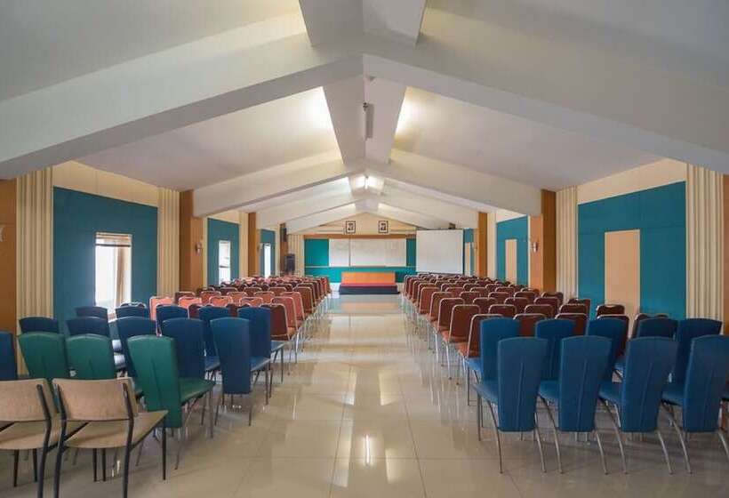 פנסיון Reddoorz Plus Near Kampus Upi Setiabudhi