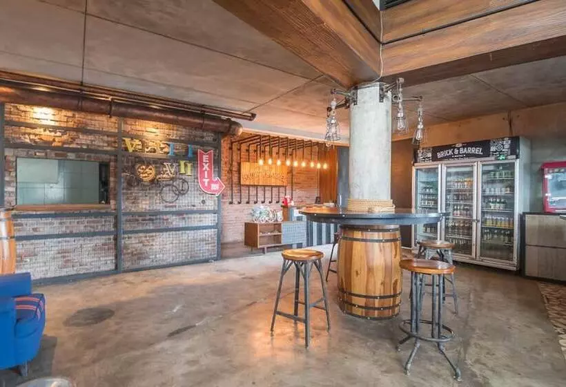 Majatalo Reddoorz Plus Near Kampus Upi Setiabudhi