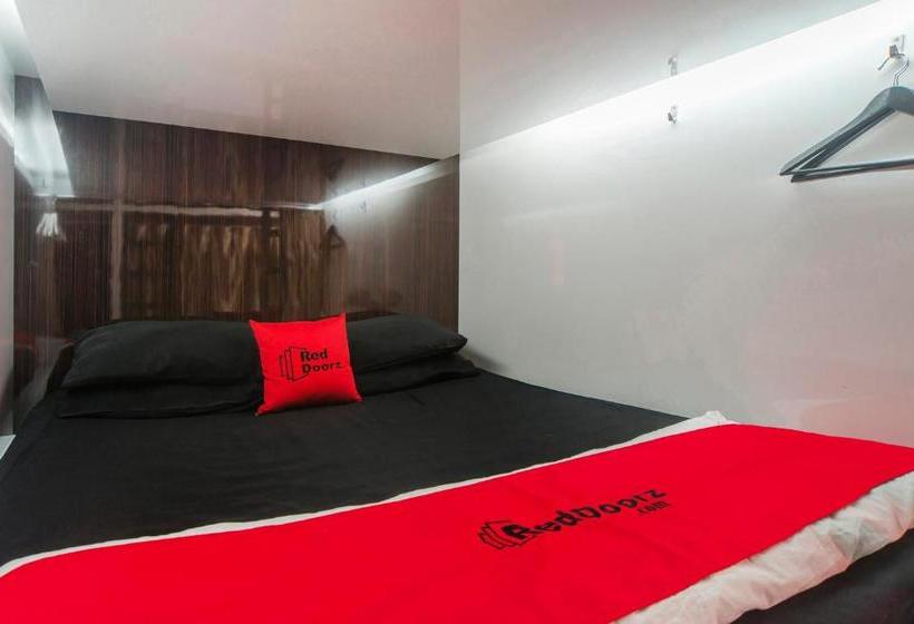Reddoorz Hostel @ Little India