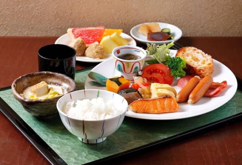 בית מלון כפרי Obana