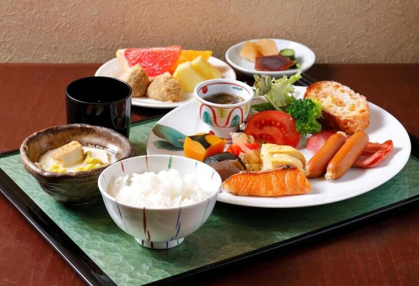 בית מלון כפרי Obana