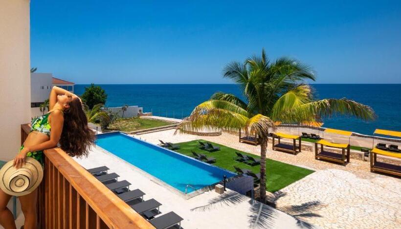 هتل Samsara Cliff Resort