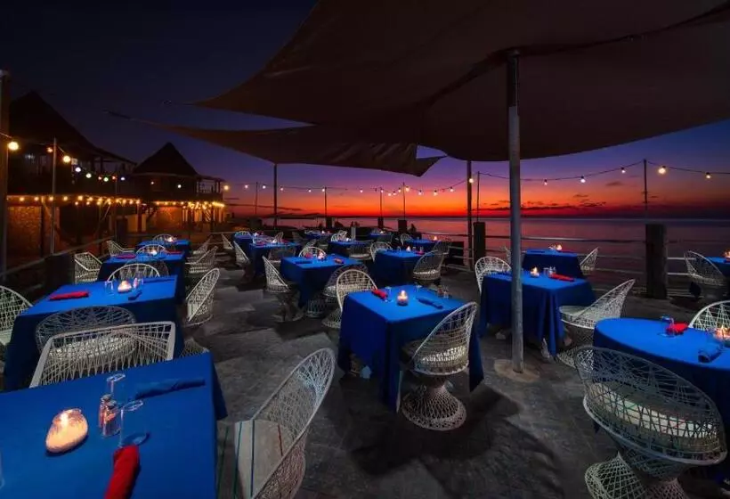 هتل Samsara Cliff Resort