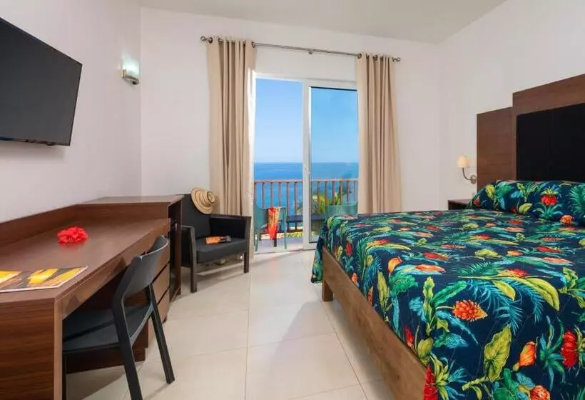 هتل Samsara Cliff Resort