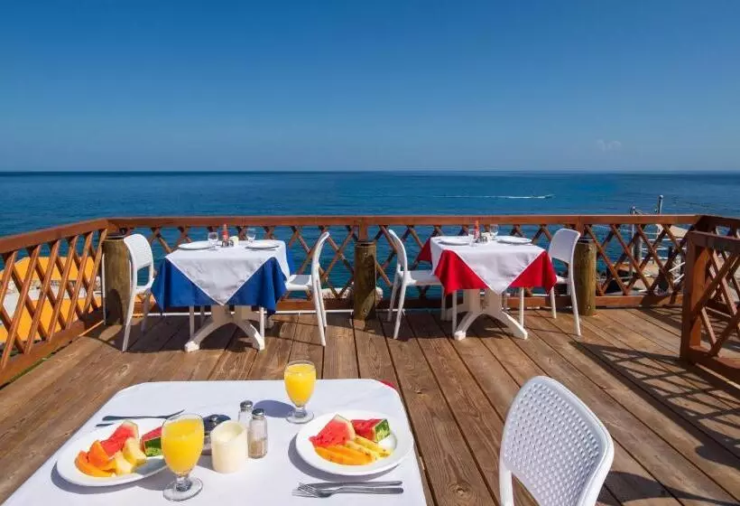 هتل Samsara Cliff Resort