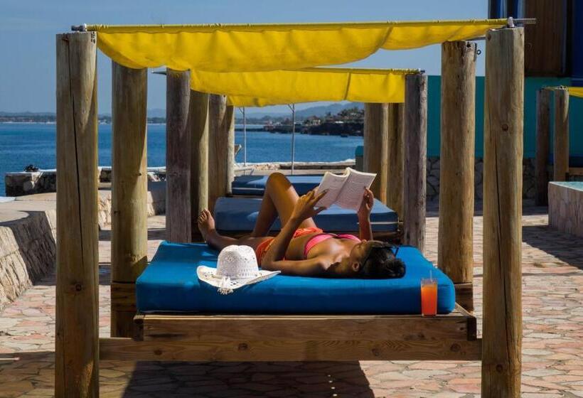 هتل Samsara Cliff Resort