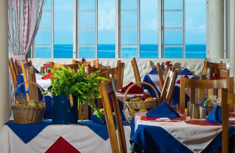 هتل Samsara Cliff Resort