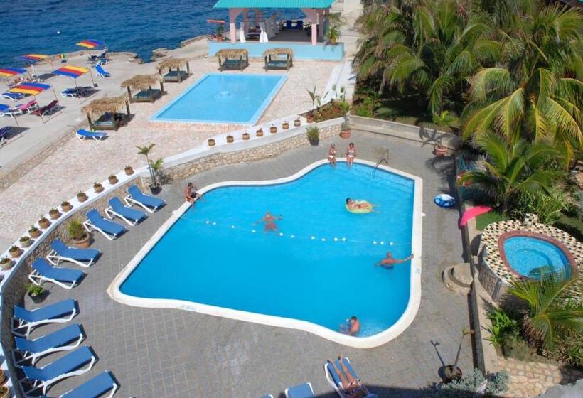 هتل Samsara Cliff Resort