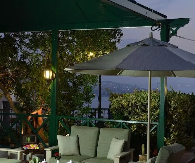 هتل Regency Palace