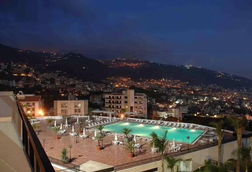 هتل Regency Palace