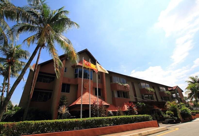 בית מלון כפרי Shah S Village