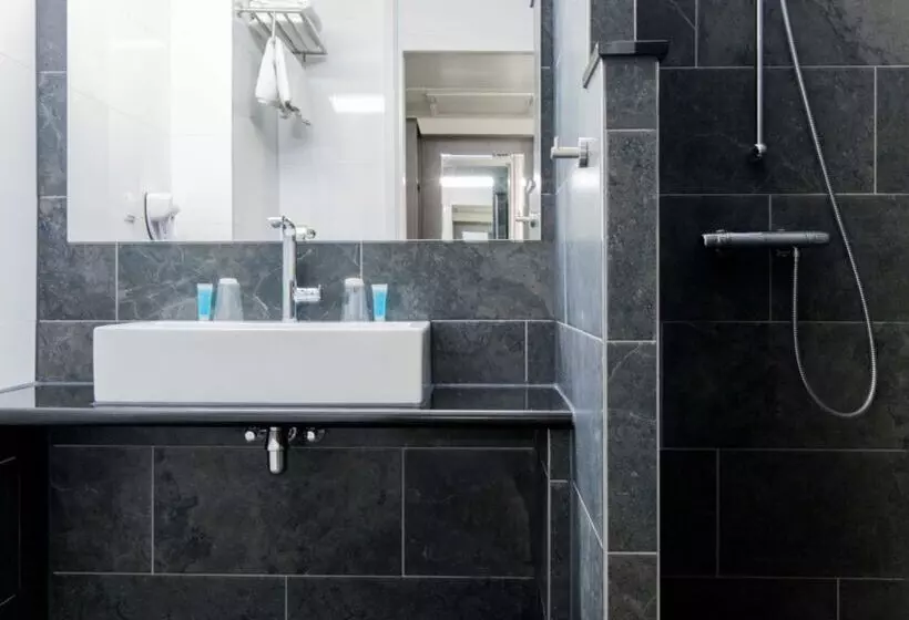 Отель Best Western Plus Amsterdam Airport