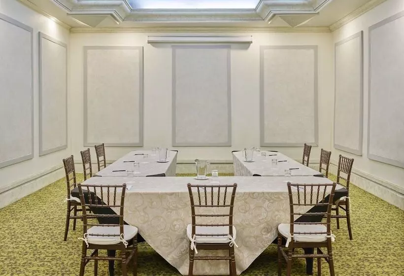 هتل Fiesta Americana Aguascalientes