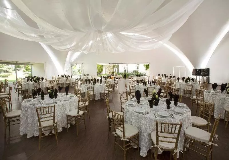 هتل Fiesta Americana Aguascalientes