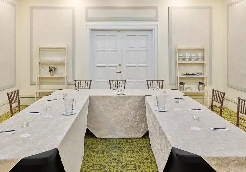 هتل Fiesta Americana Aguascalientes