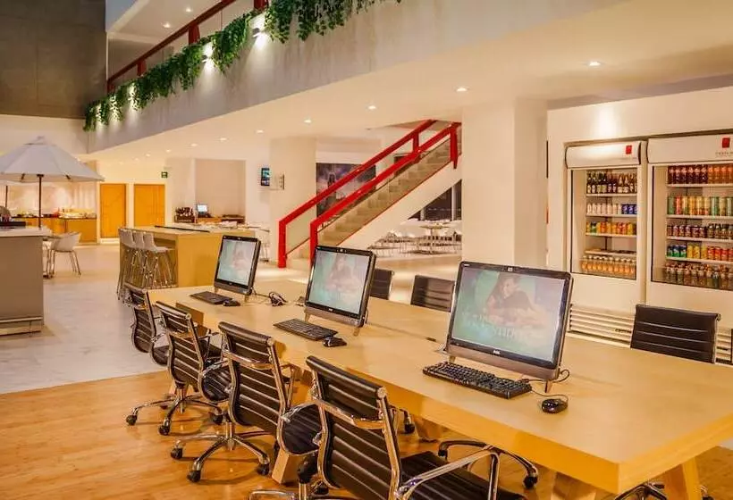 호텔 Fiesta Inn Tlalnepantla