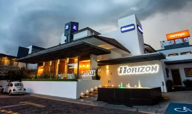 호텔 Horizon & Convention Center