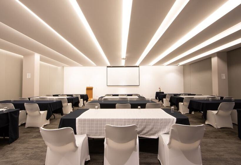 فندق Horizon & Convention Center