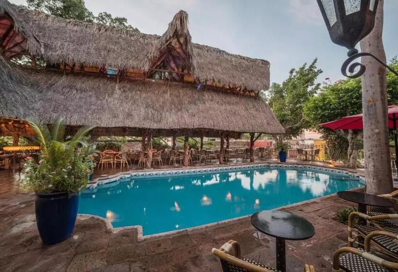 호텔 Posada Del Hidalgo  Centro Historico A Balderrama Collection