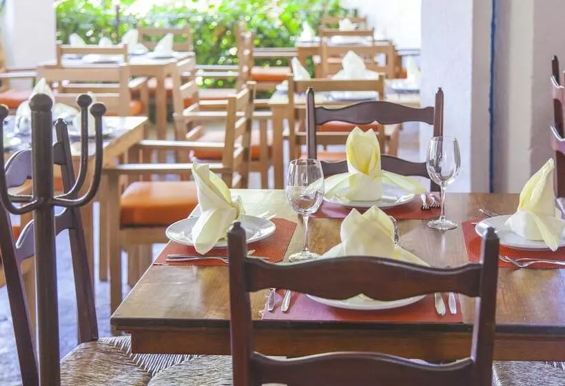 ホテル Villa Blanca Huatulco