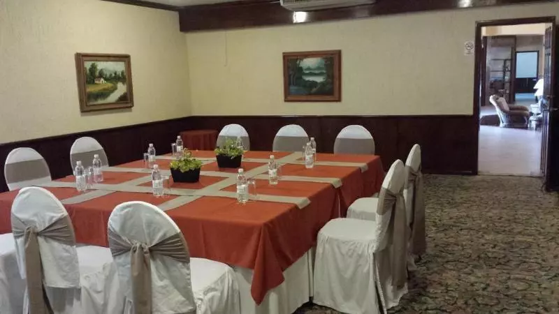 渡假胜地  Grand Plaza La Paz  And Suites