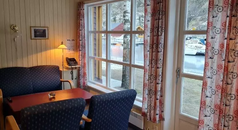 ユースホステル Lærdal Ferie  Og Fritidspark