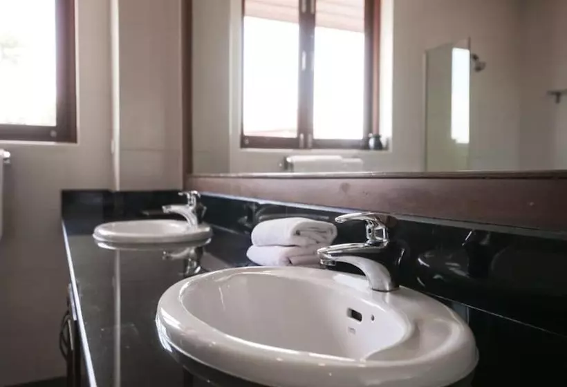 3 Bedroom Villa Tg40 On Beachfront Resort Sdv286 By Samui Dream Villas