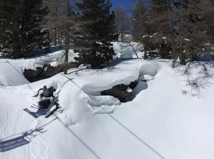 Aamiaismajoitus (B&B) Chalet Tioli