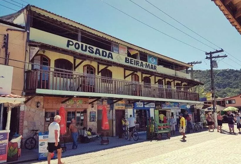 Beira Mar Hostel & Suites
