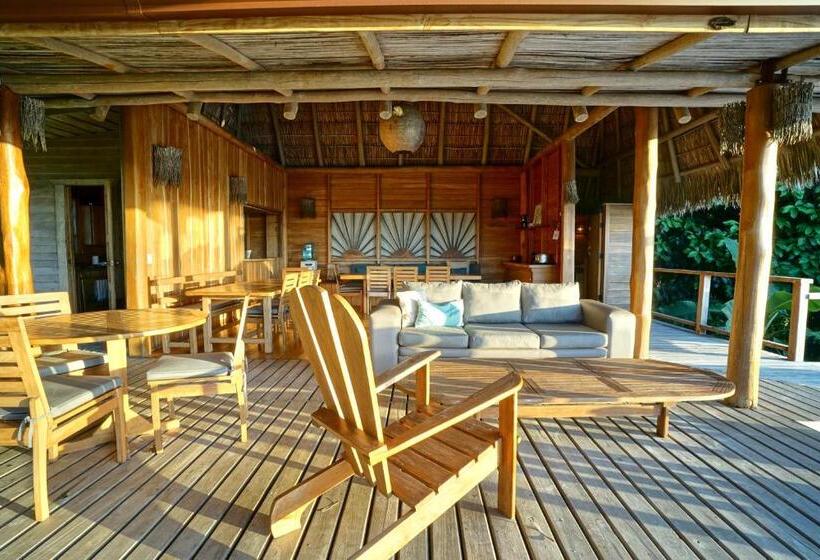 هتل Calamocha Lodge