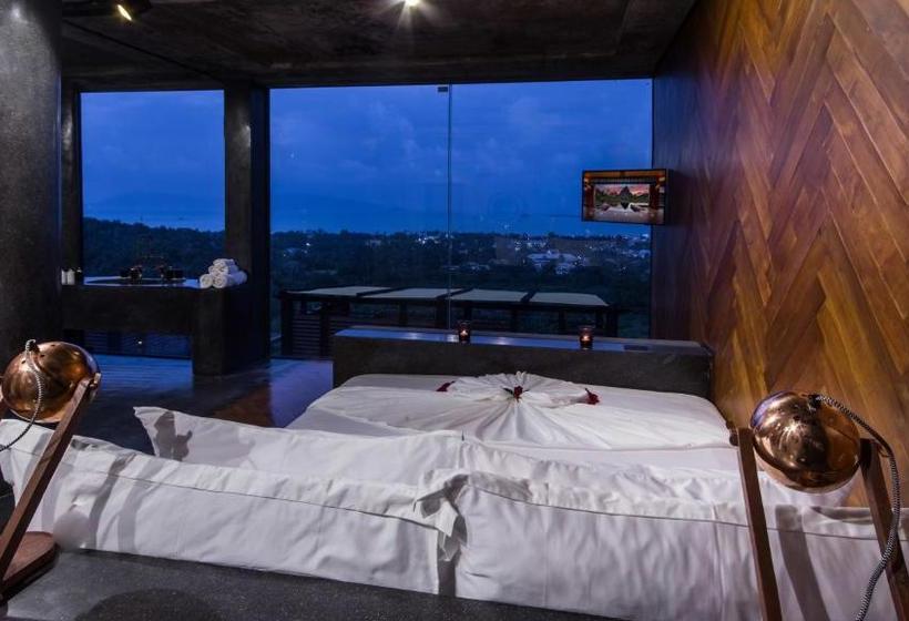 هتل Charming Fox Samui Adults Only