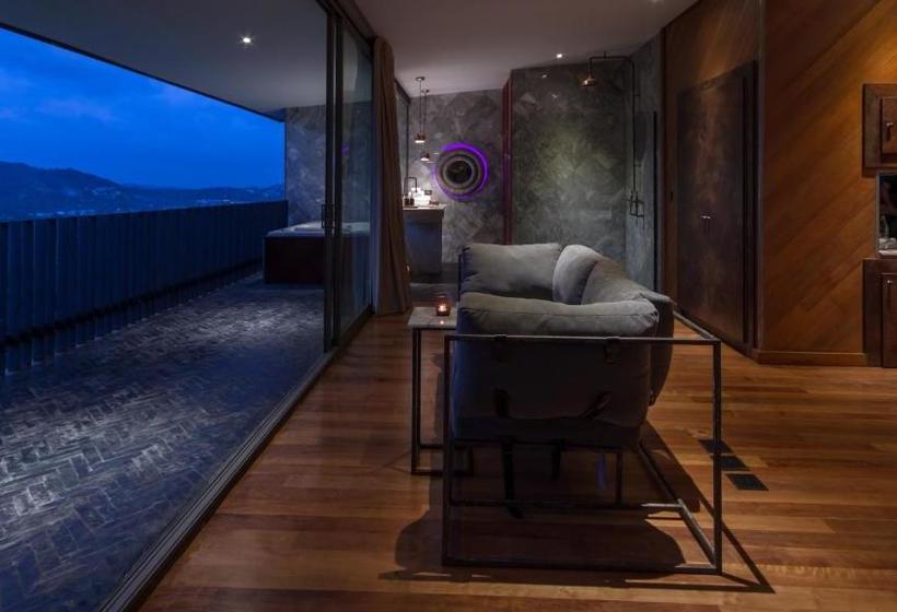 هتل Charming Fox Samui Adults Only