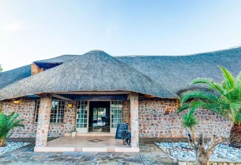 هتل Elegant Desert Lodge