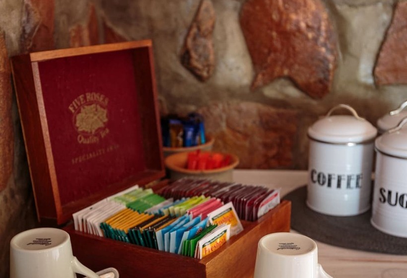 هتل Elegant Desert Lodge