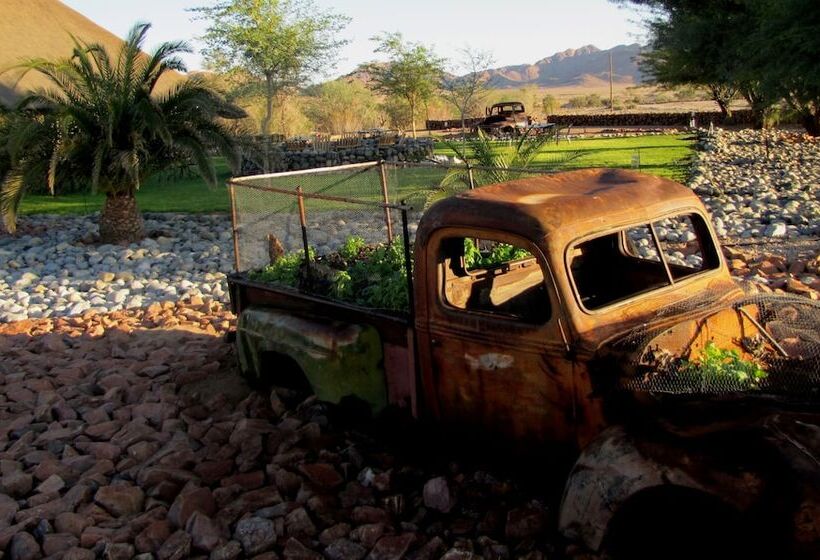 هتل Elegant Desert Lodge