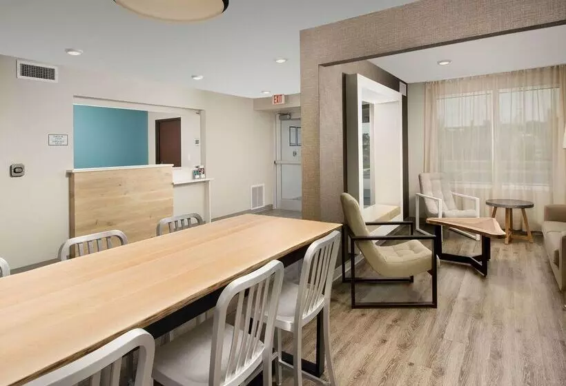 Hotelli Extended Stay America Suites  Minneapolis  Fridley