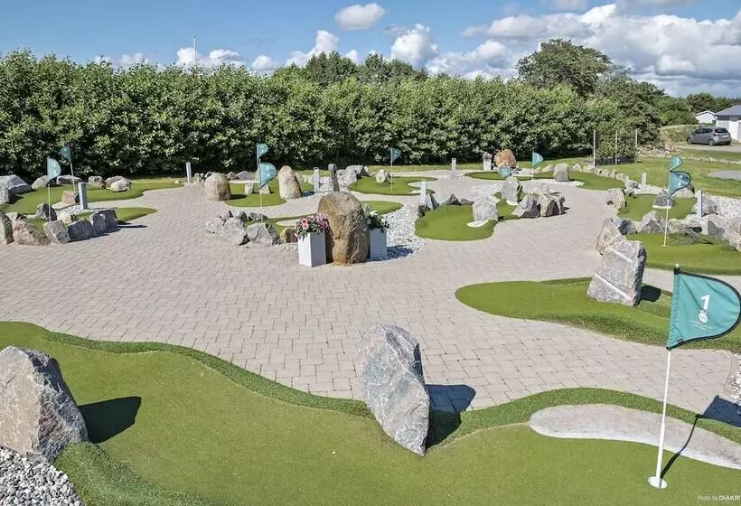 ホテル First Camp Kärradal Varberg