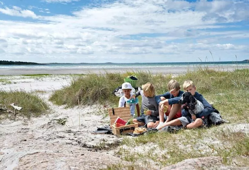 ホテル First Camp Kärradal Varberg