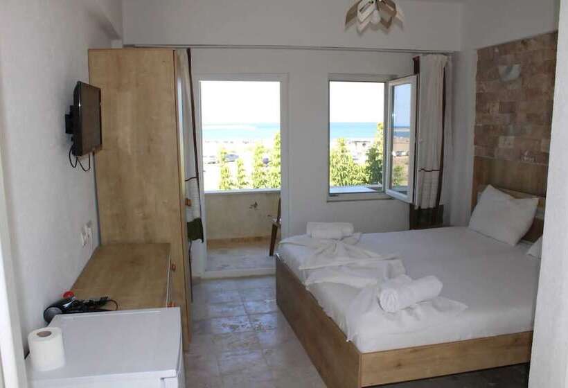 هتل Gokceada Batihan