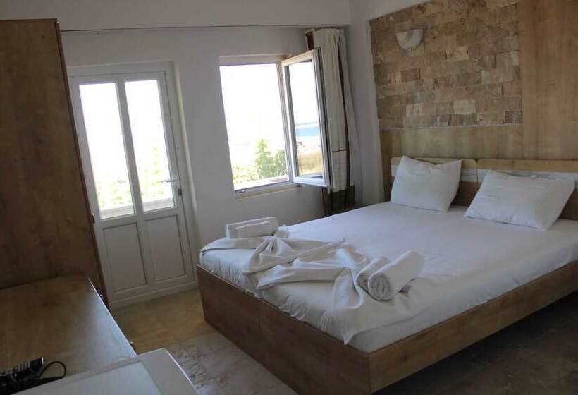 هتل Gokceada Batihan