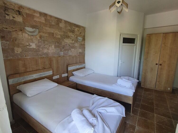 هتل Gokceada Batihan