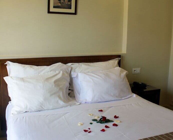 هتل Residence Le Consul