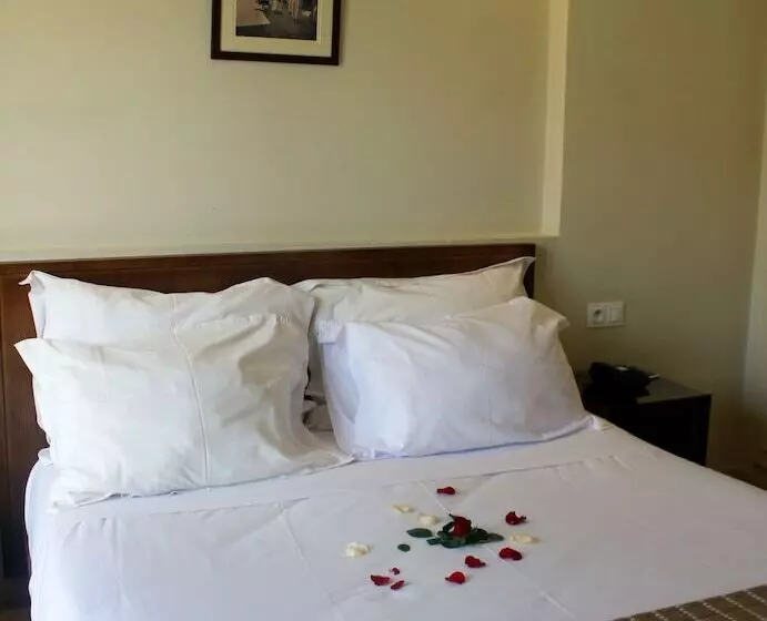 هتل Residence Le Consul