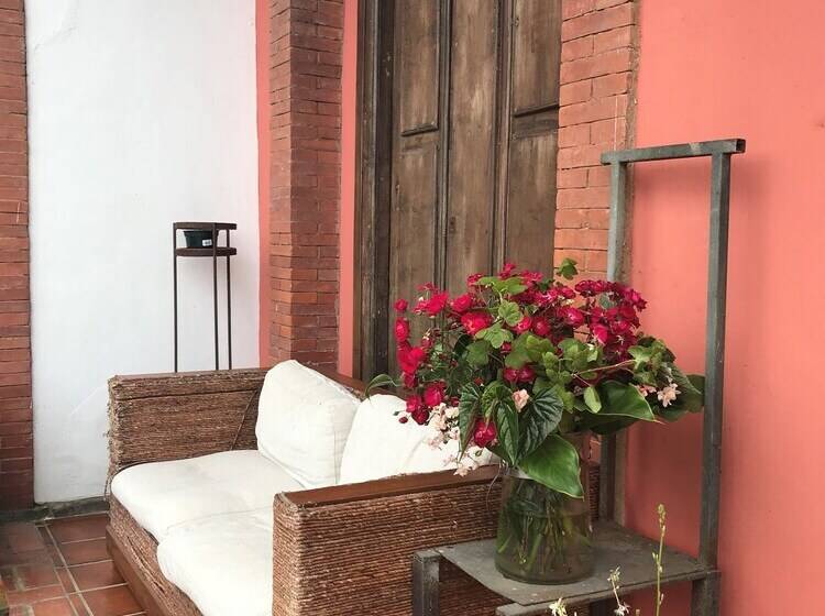 فندق Rural Palacio De Libardon