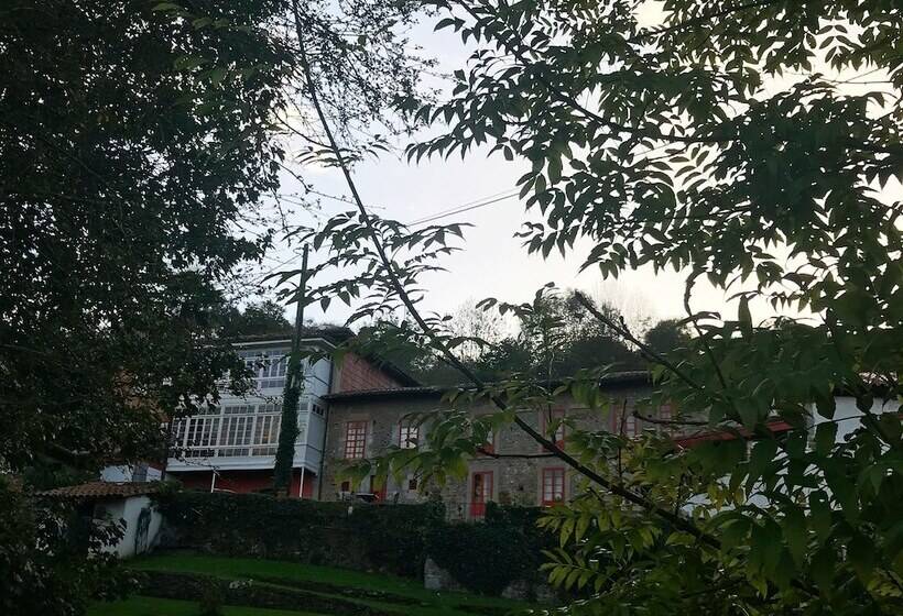 فندق Rural Palacio De Libardon