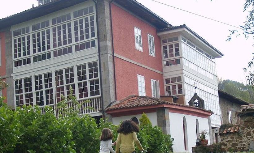 فندق Rural Palacio De Libardon