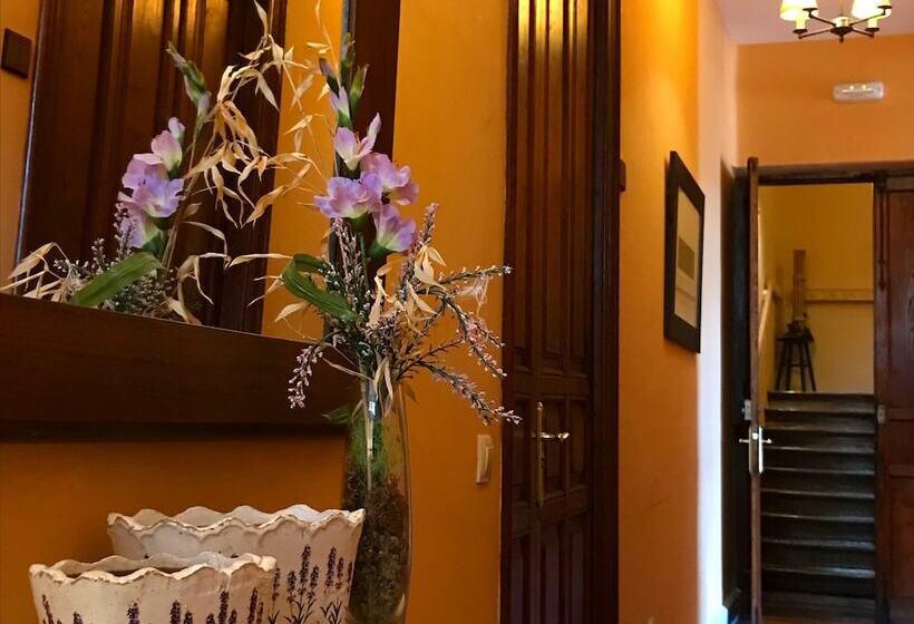 فندق Rural Palacio De Libardon