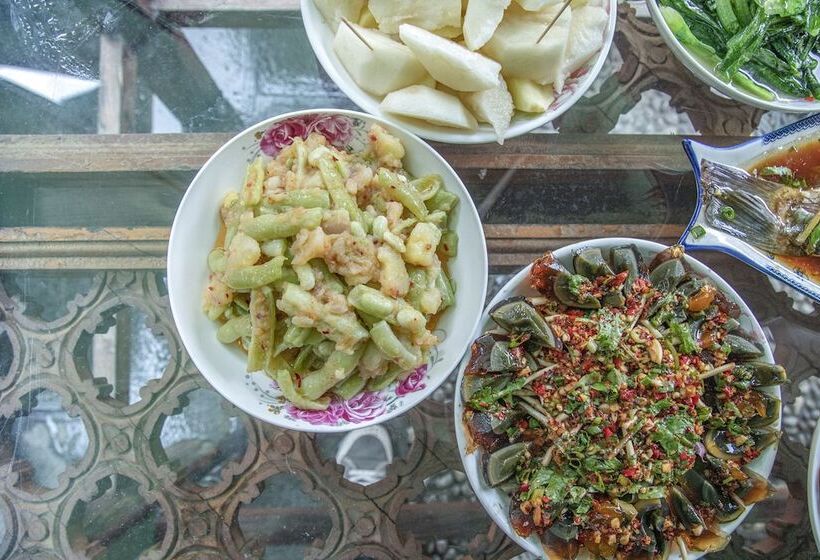 Lijiang Family And Hostel Inn