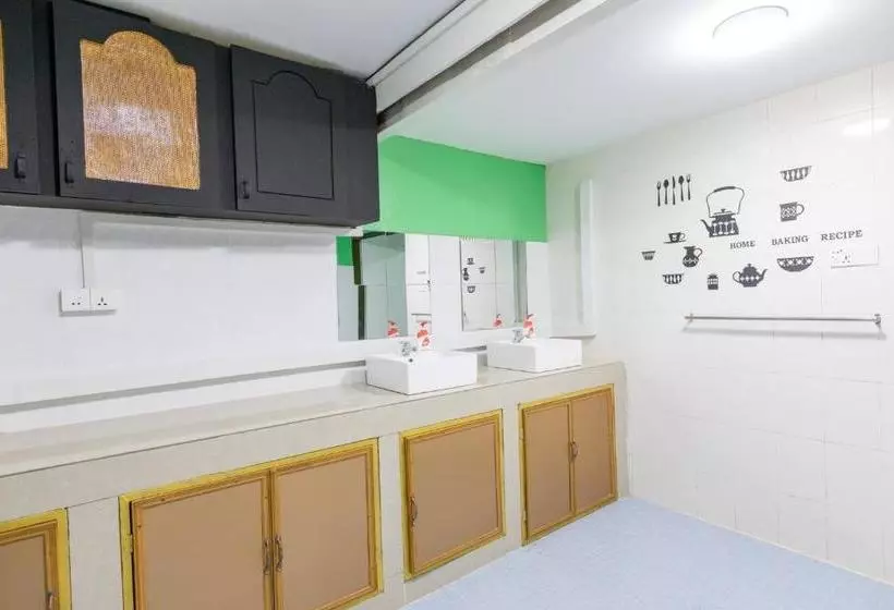 Little Monkey Hostel