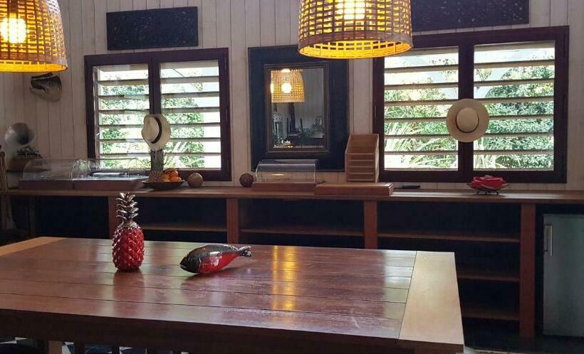 ペンション La Varangue